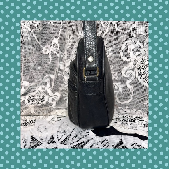 Leather loft Basics Crossbody Bag - Picture 3 of 9